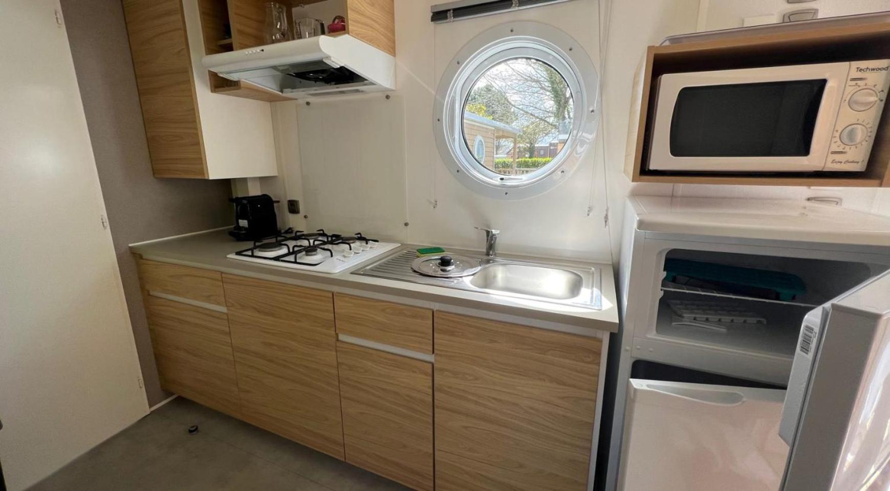 Camping Les Portes Du Perche Mamers ภายนอก รูปภาพ