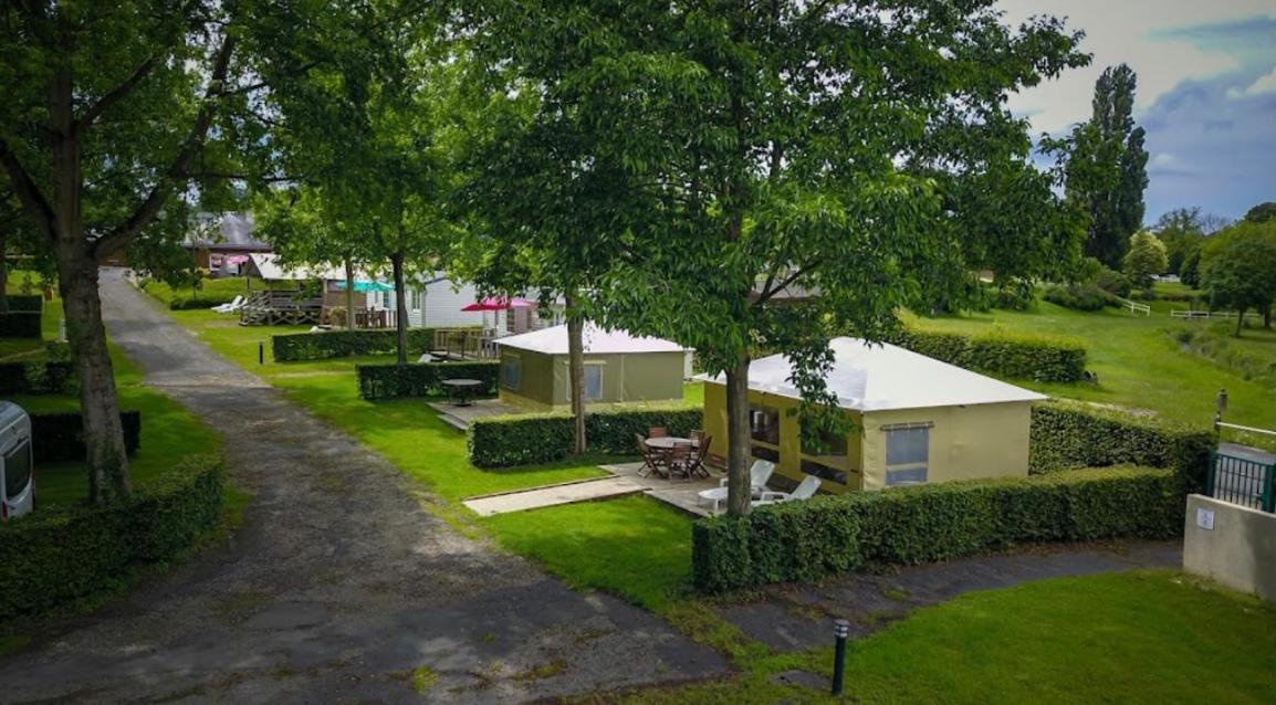 Camping Les Portes Du Perche Mamers ภายนอก รูปภาพ